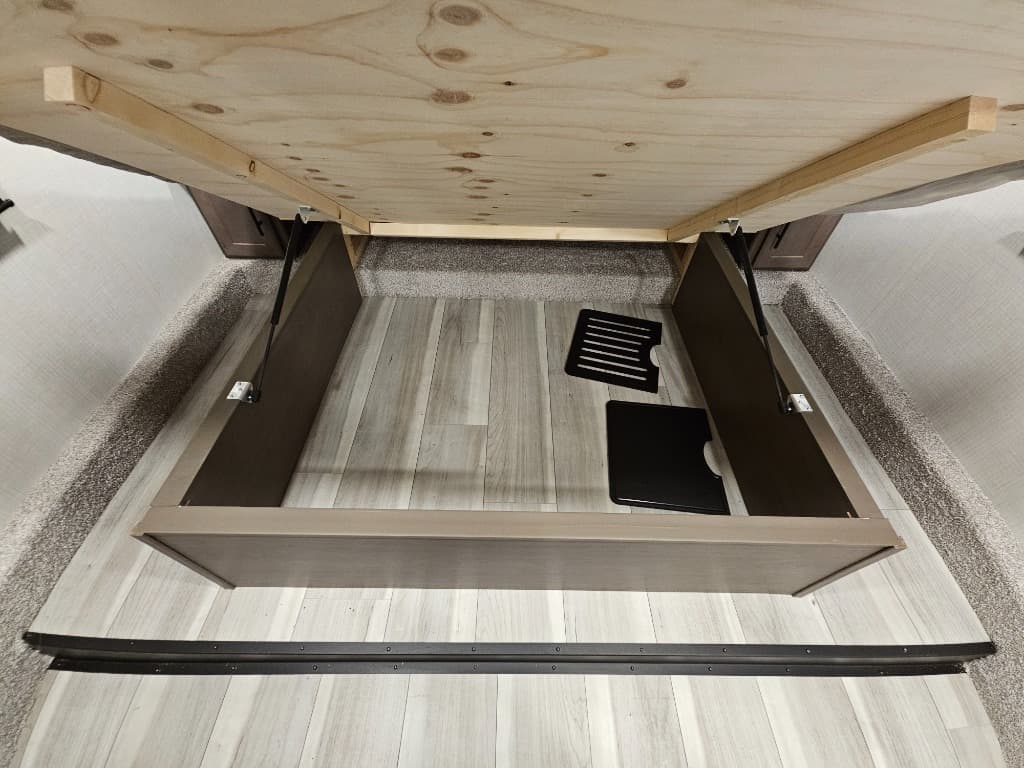 2026 Keystone RV 2026 Keystone RV Cougar Half-Ton - thumbnail 36