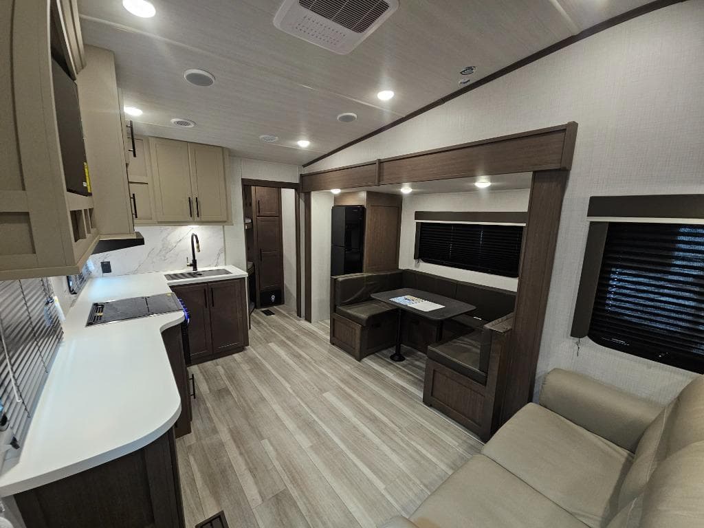 2026 Keystone RV 2026 Keystone RV Cougar - thumbnail 8