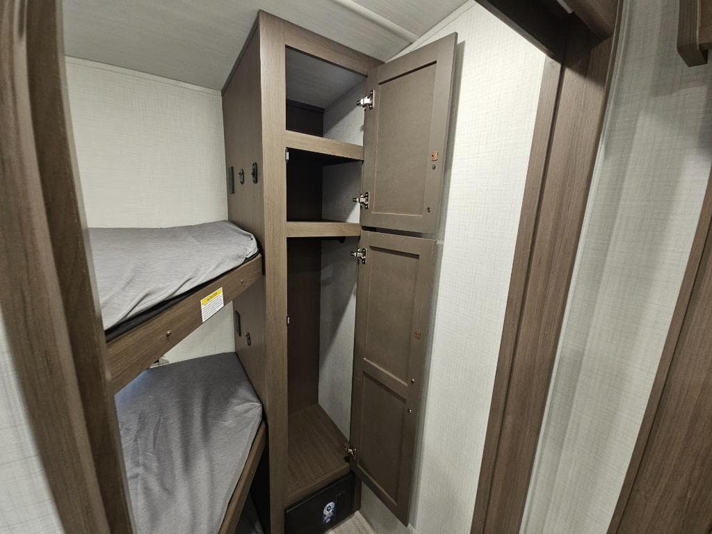 2026 Keystone RV 2026 Keystone RV Cougar - thumbnail 14