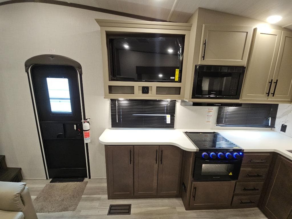 2026 Keystone RV 2026 Keystone RV Cougar - thumbnail 19