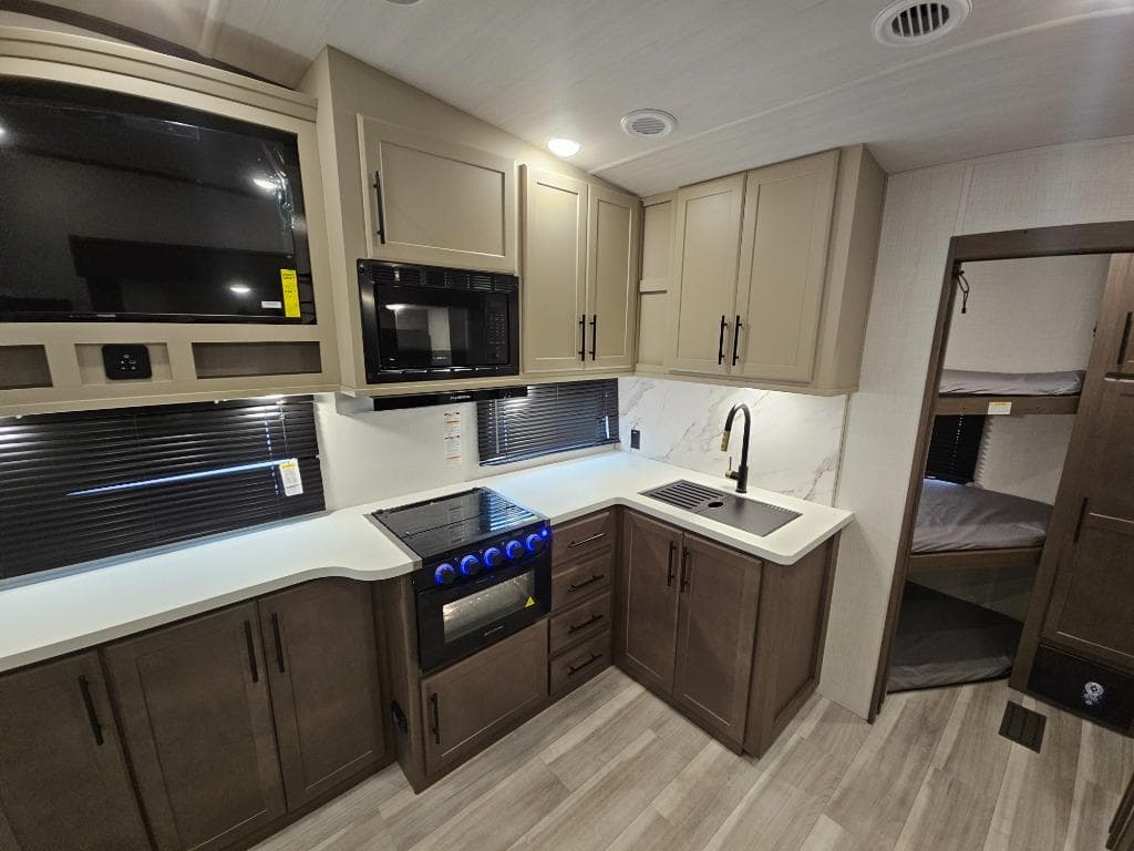 2026 Keystone RV 2026 Keystone RV Cougar - thumbnail 22