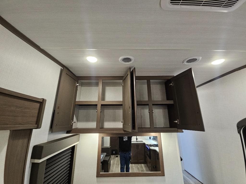 2026 Keystone RV 2026 Keystone RV Cougar - thumbnail 32