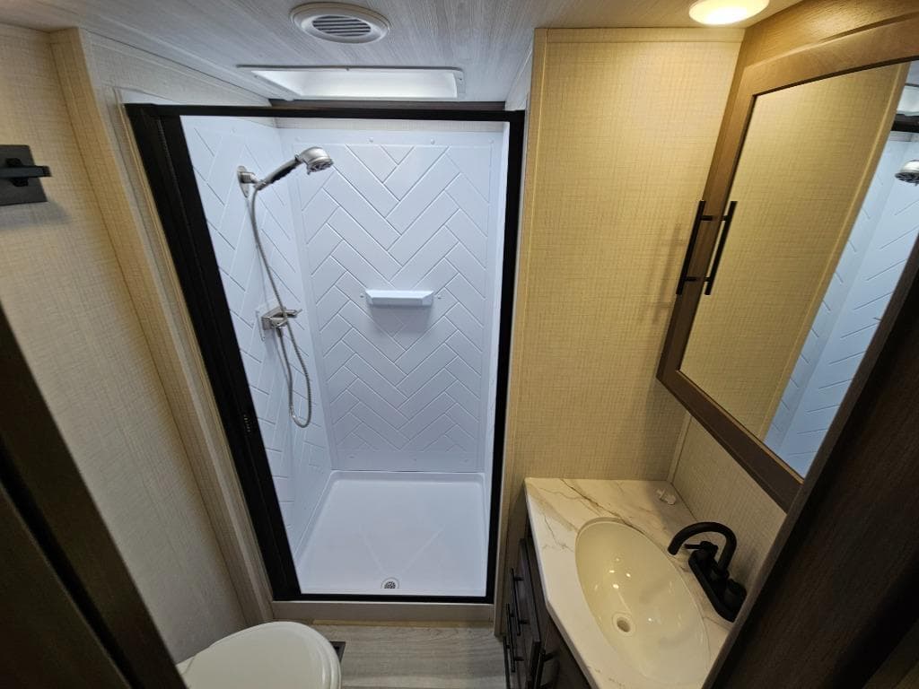 2026 Keystone RV 2026 Keystone RV Cougar - thumbnail 40