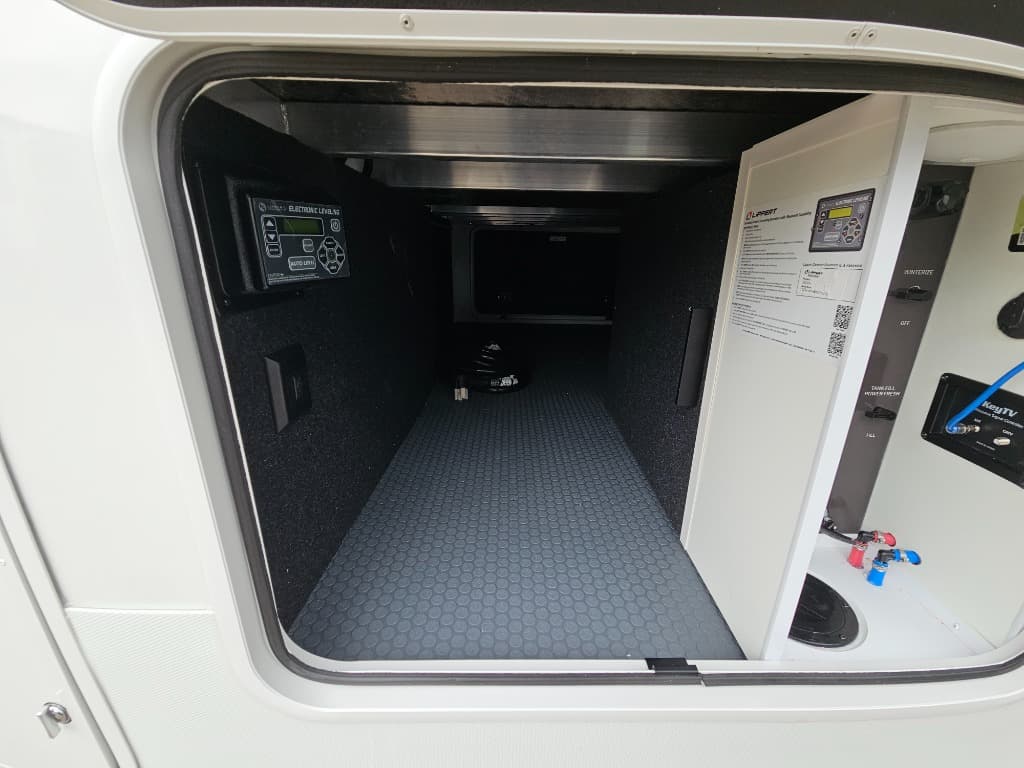 2026 Keystone RV 2026 Keystone RV Cougar Half-Ton - thumbnail 60