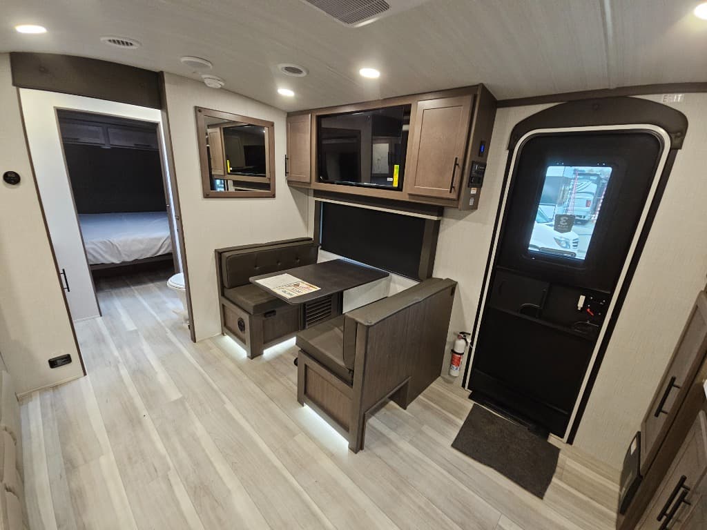 2026 Keystone RV 2026 Keystone RV Cougar Western Elevation - thumbnail 8