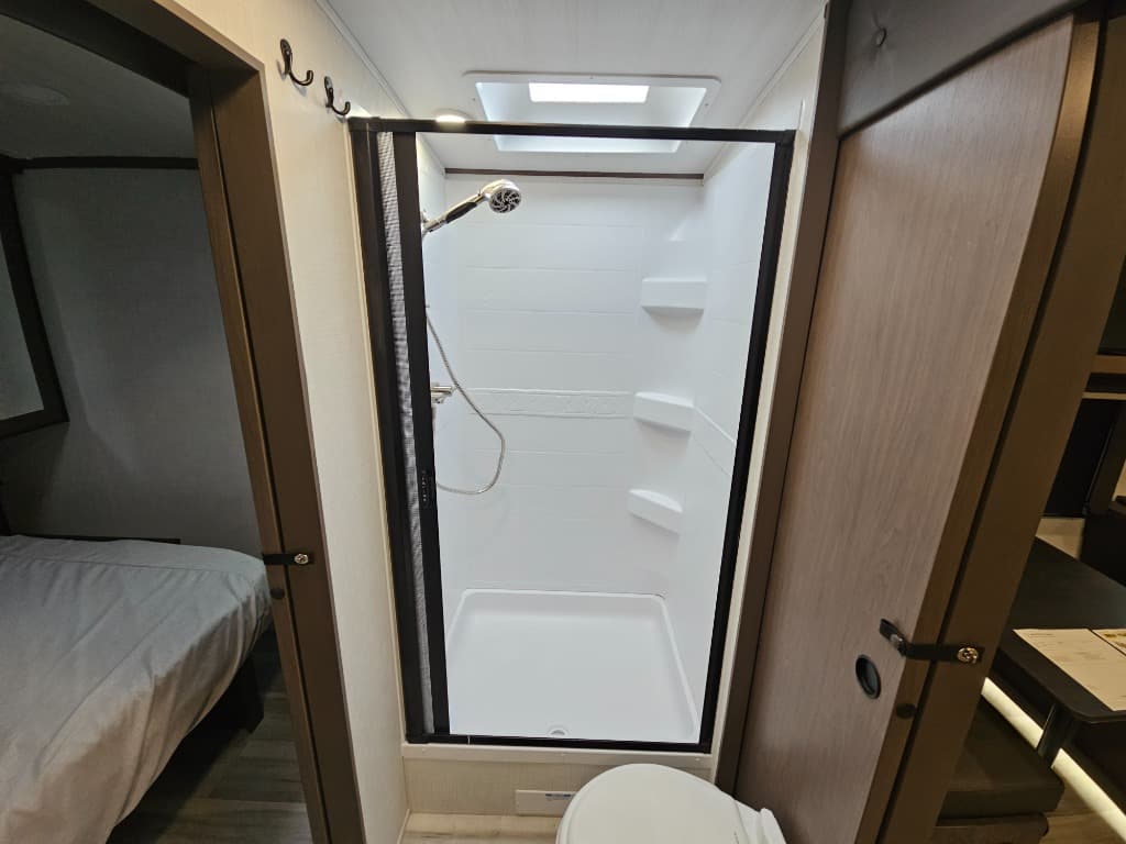 2026 Keystone RV 2026 Keystone RV Cougar Western Elevation - thumbnail 21