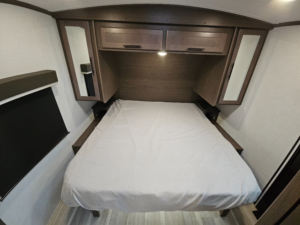 2026 Keystone RV 2026 Keystone RV Cougar Western Elevation - thumbnail 27