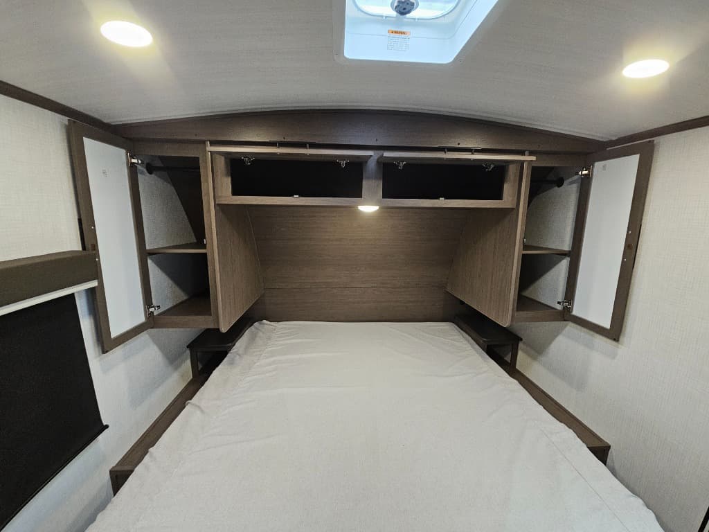 2026 Keystone RV 2026 Keystone RV Cougar Western Elevation - thumbnail 30