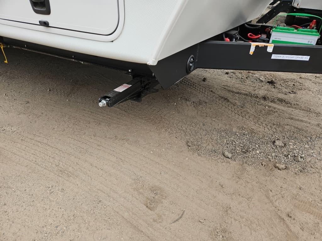 2026 Keystone RV 2026 Keystone RV Cougar Western Elevation - thumbnail 32