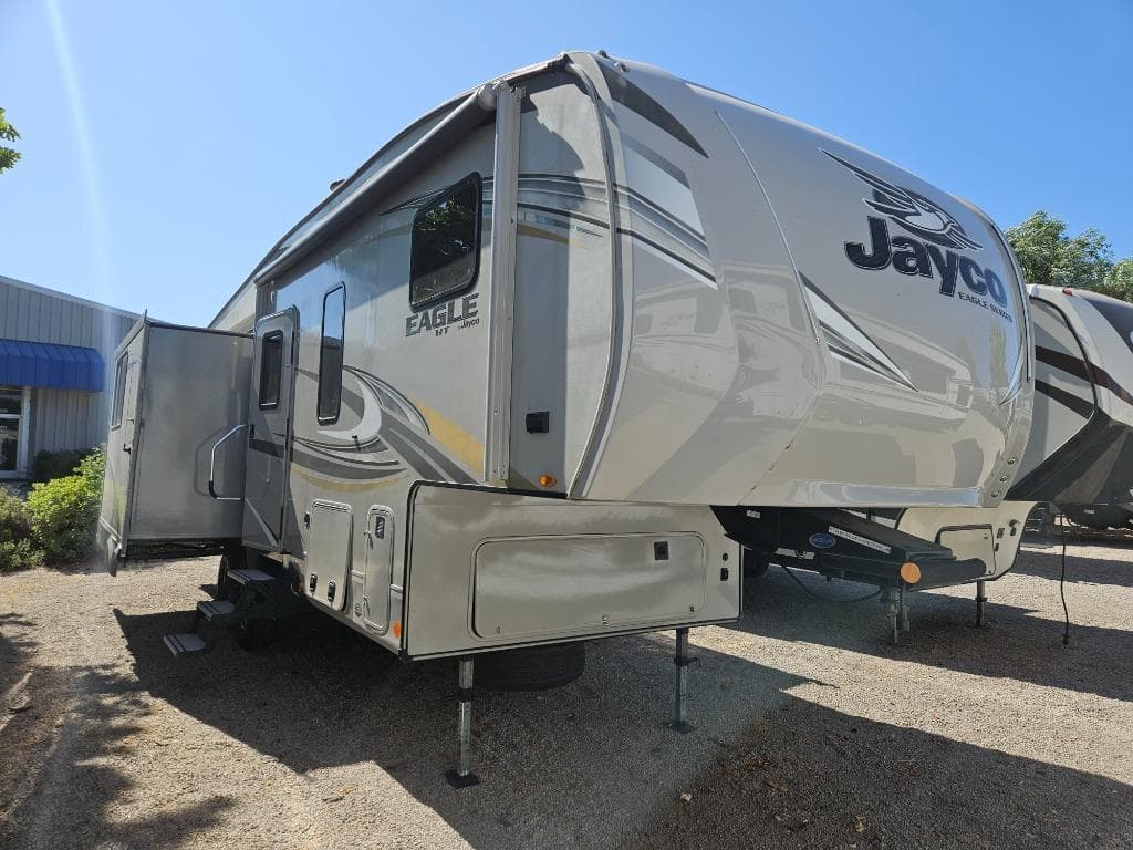 2019 Jayco 2019 Jayco Eagle HT - image 1