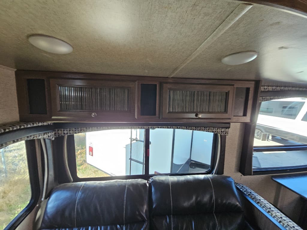 2018 Heartland RV 2018 Heartland RV Pioneer - thumbnail 12