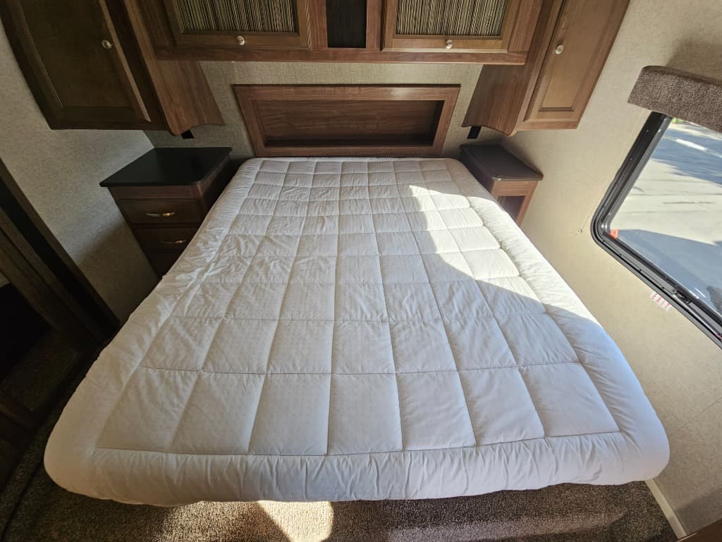 2018 Heartland RV 2018 Heartland RV Pioneer - thumbnail 36