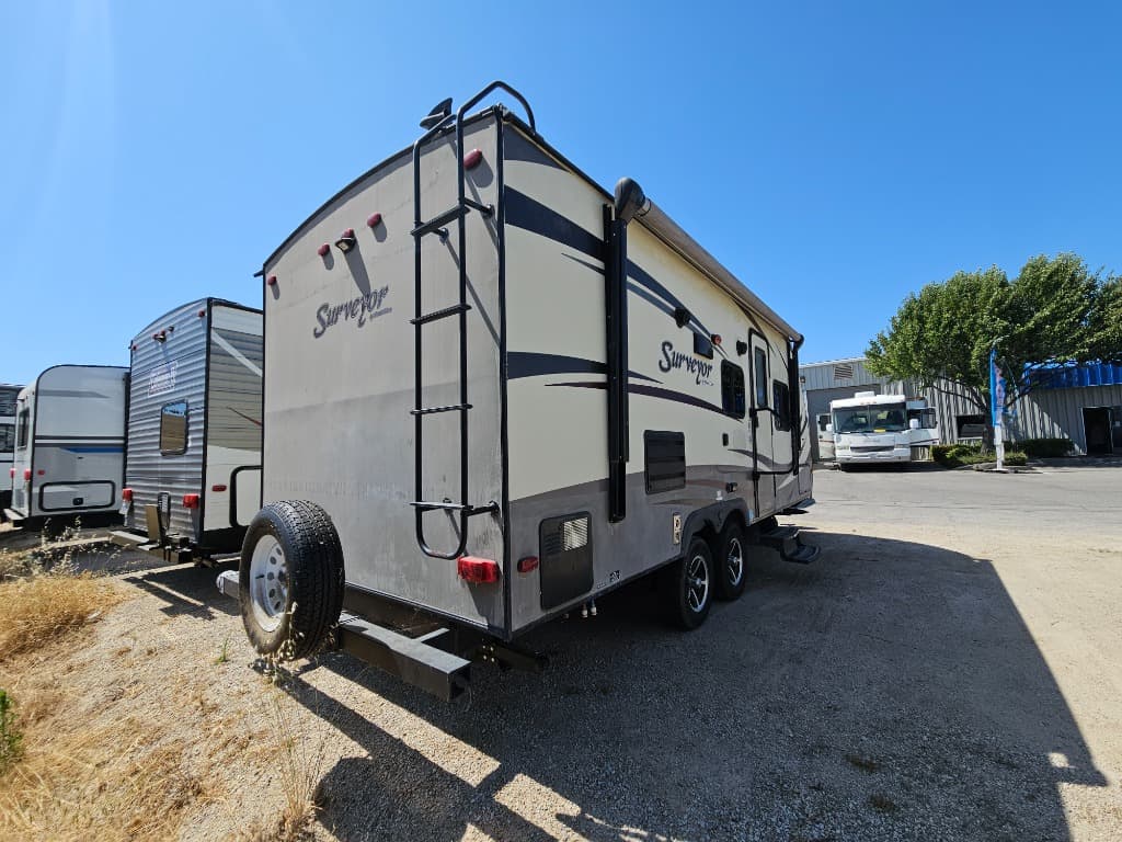 2016 Forest River 2016 Forest River Surveyor - thumbnail 2