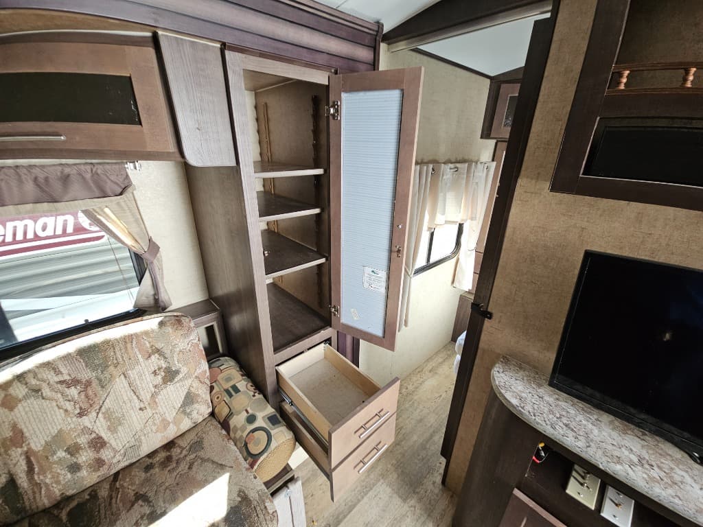 2016 Forest River 2016 Forest River Surveyor - thumbnail 11