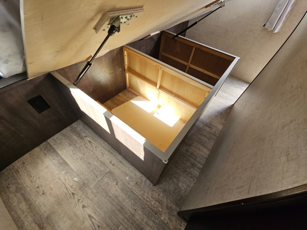 2016 Forest River 2016 Forest River Surveyor - thumbnail 28