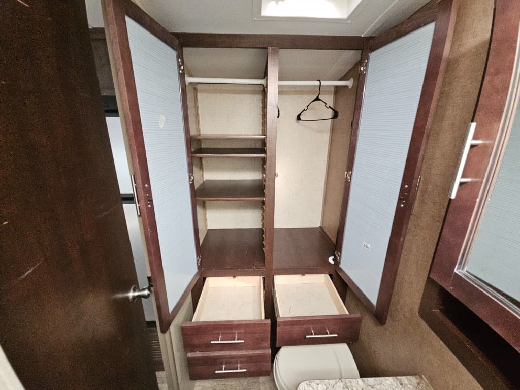 2016 Forest River 2016 Forest River Surveyor - thumbnail 36