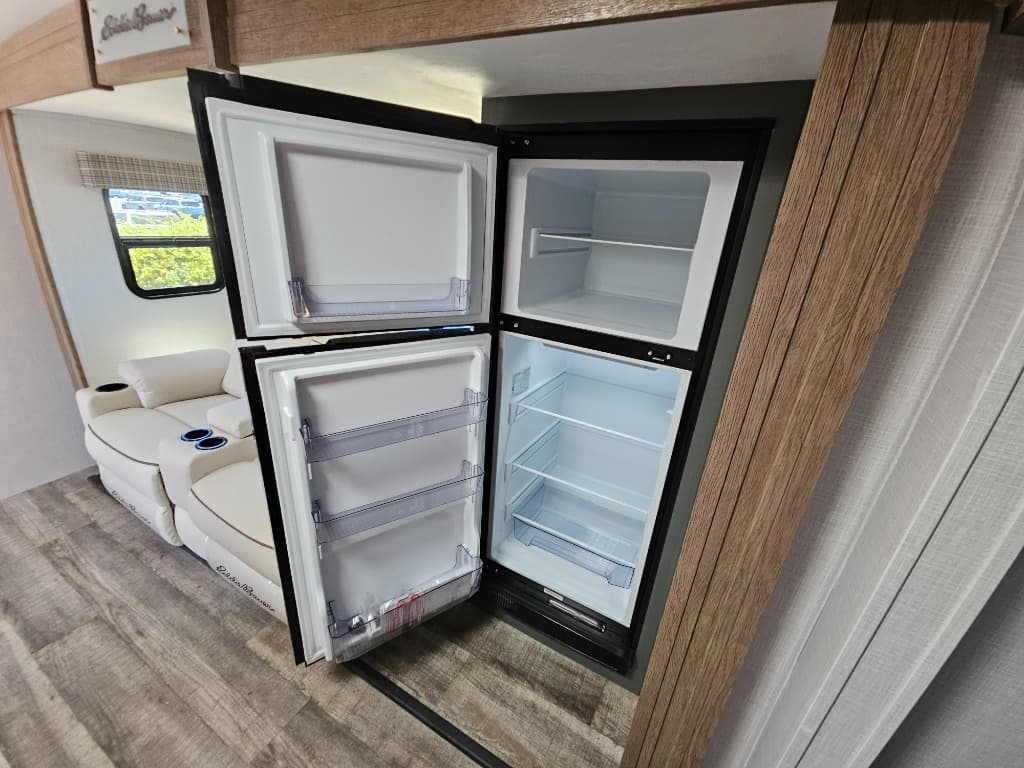 2024 Dutchmen 2024 Dutchmen Eddie Bauer - thumbnail 13