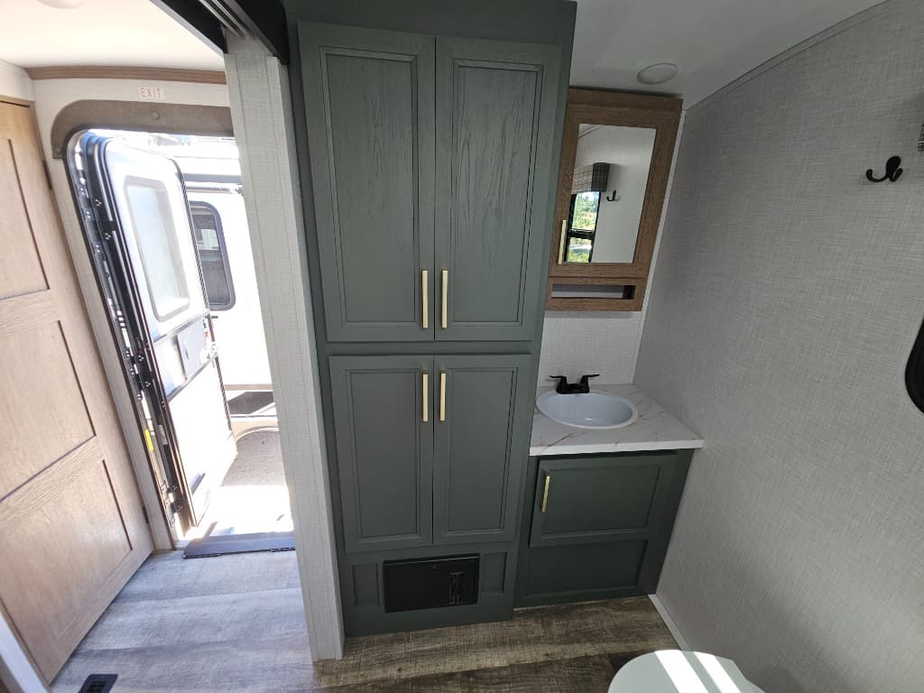 2024 Dutchmen 2024 Dutchmen Eddie Bauer - thumbnail 34