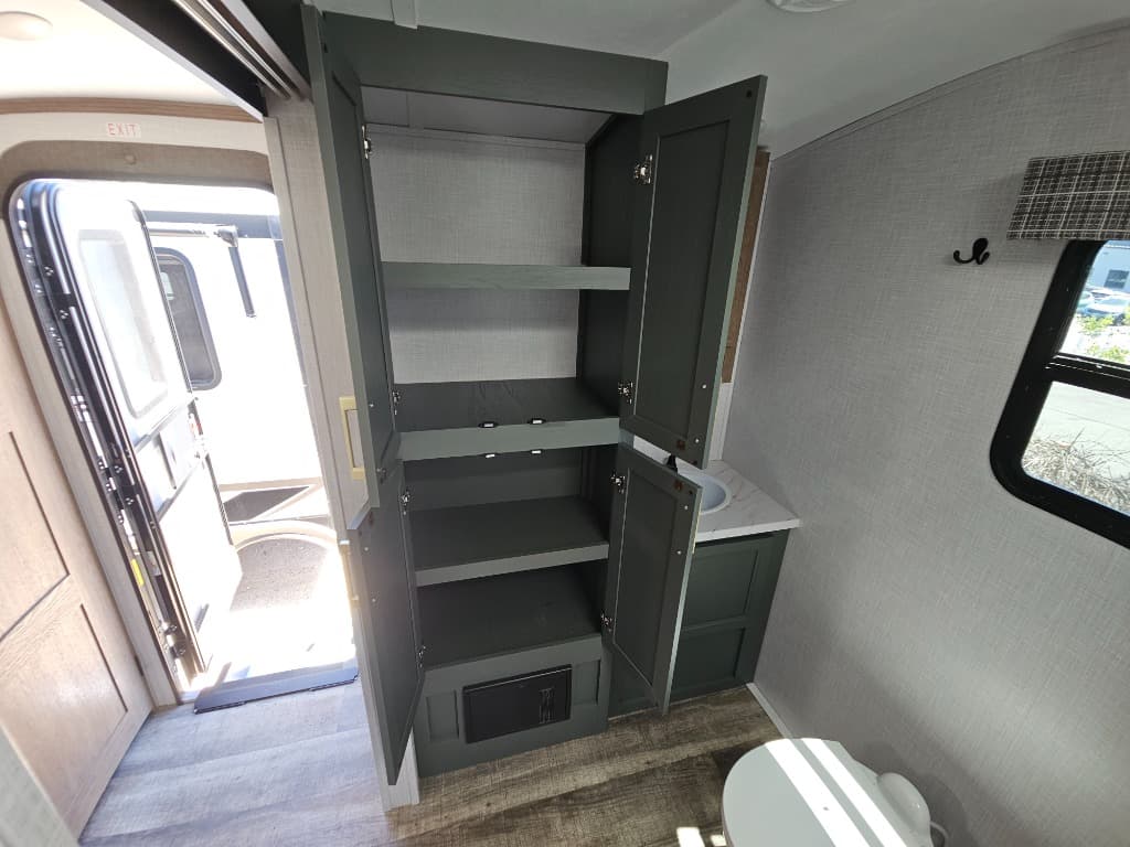 2024 Dutchmen 2024 Dutchmen Eddie Bauer - thumbnail 35