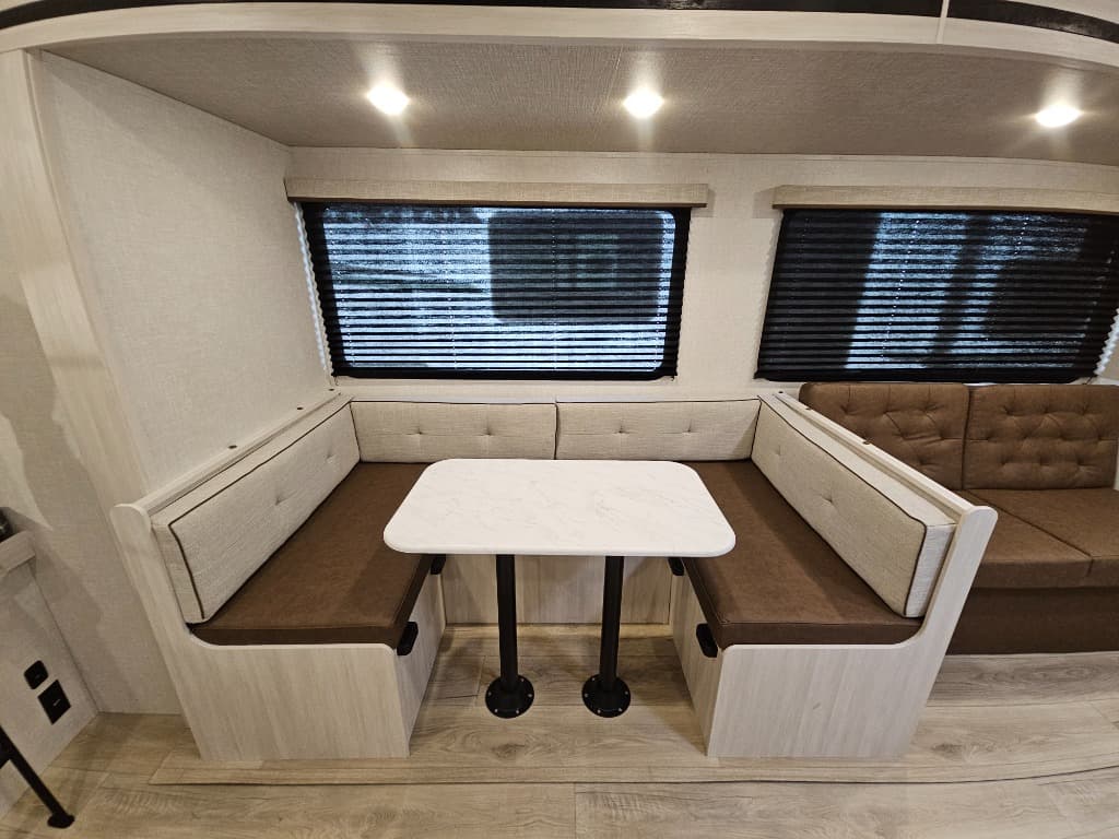 2025 Forest River 2025 Forest River Surveyor Camp Series - thumbnail 11