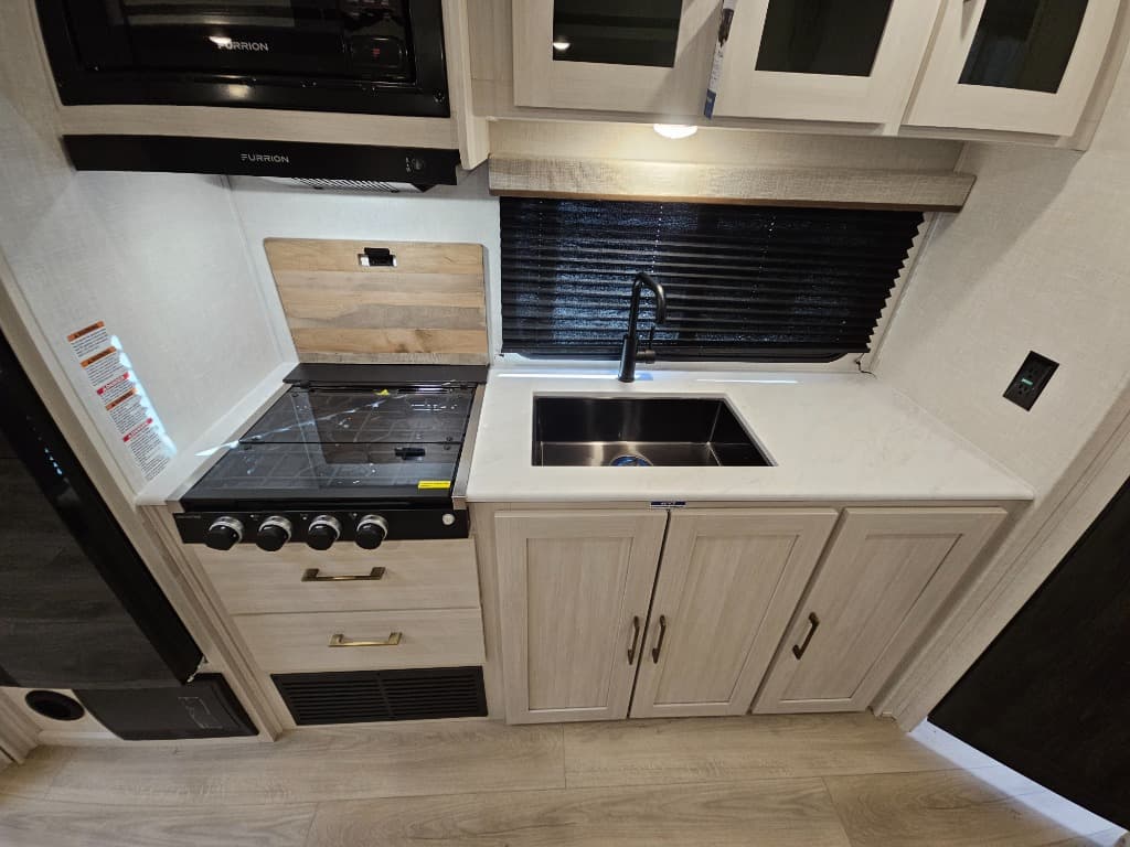 2025 Forest River 2025 Forest River Surveyor Camp Series - thumbnail 32