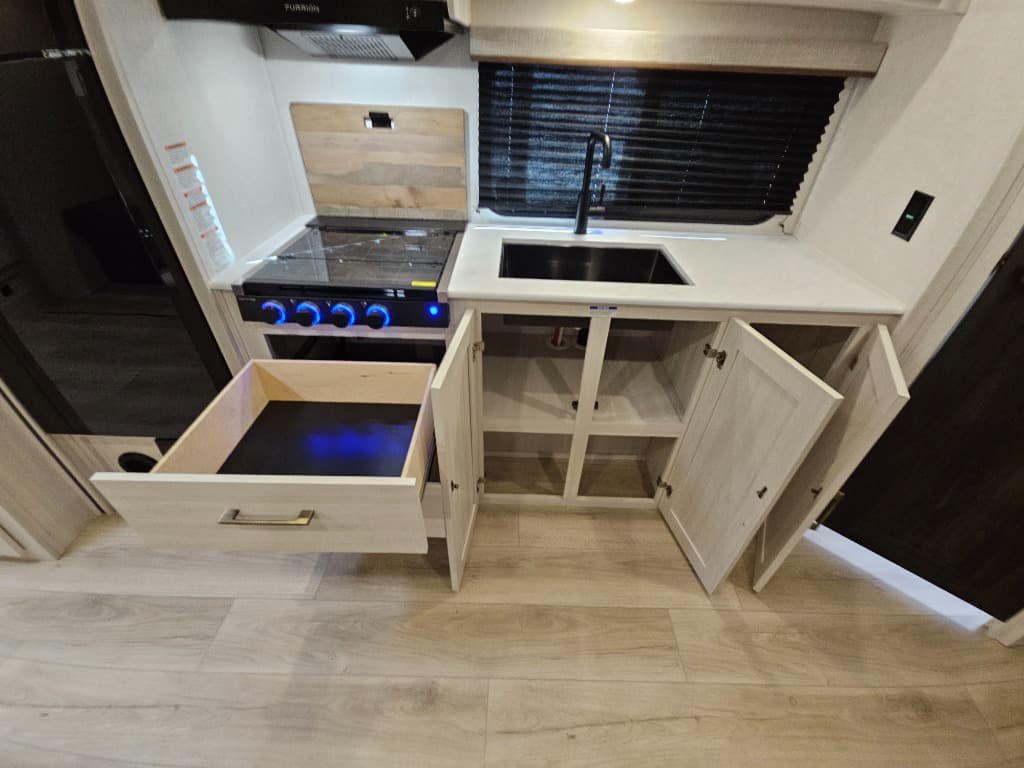 2025 Forest River 2025 Forest River Surveyor Camp Series - thumbnail 36