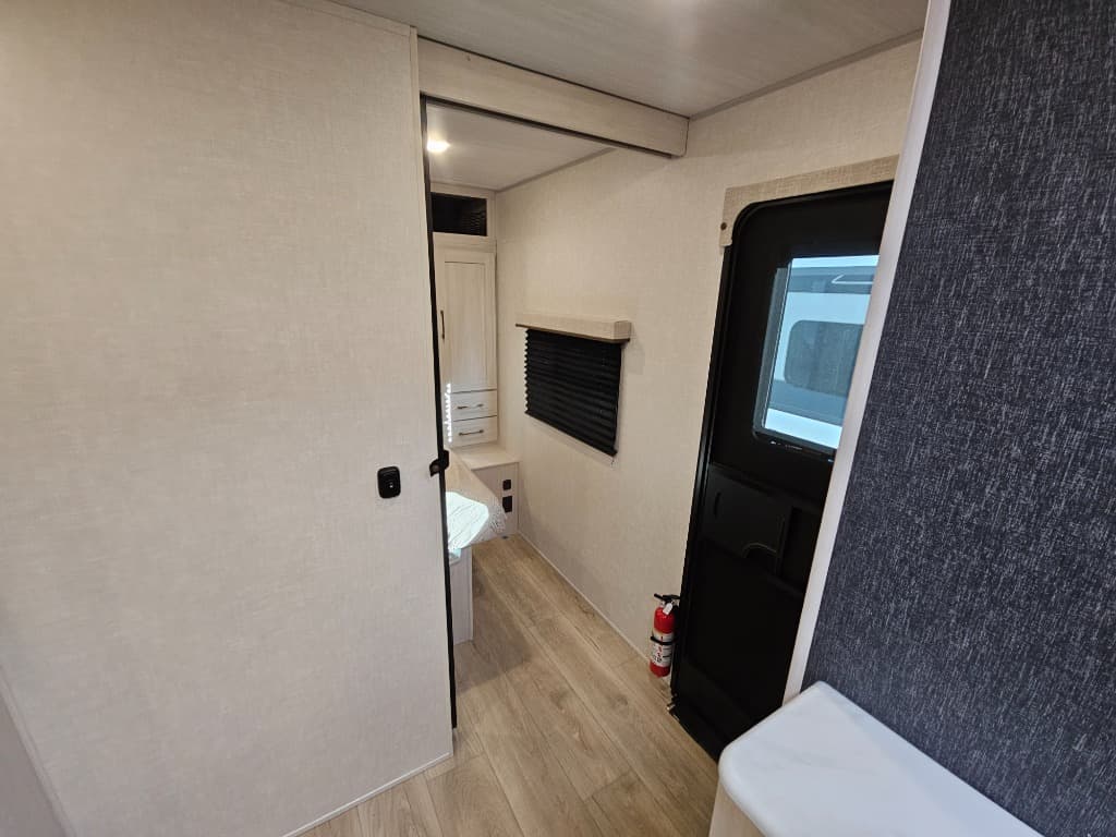 2025 Forest River 2025 Forest River Surveyor Camp Series - thumbnail 44