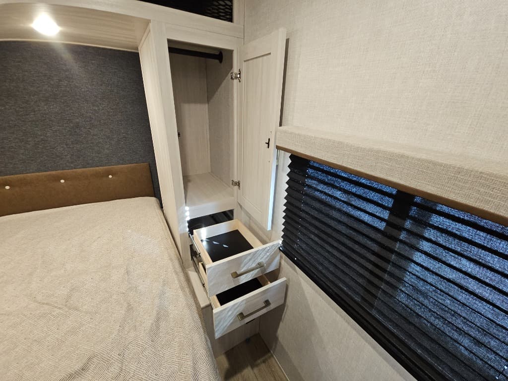 2025 Forest River 2025 Forest River Surveyor Camp Series - thumbnail 47