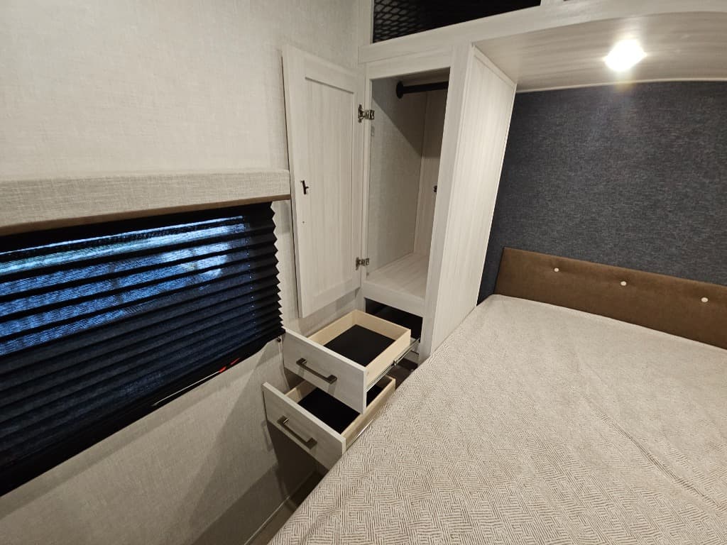 2025 Forest River 2025 Forest River Surveyor Camp Series - thumbnail 49