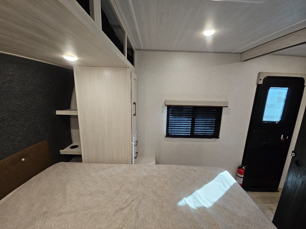 2025 Forest River 2025 Forest River Surveyor Camp Series - thumbnail 52