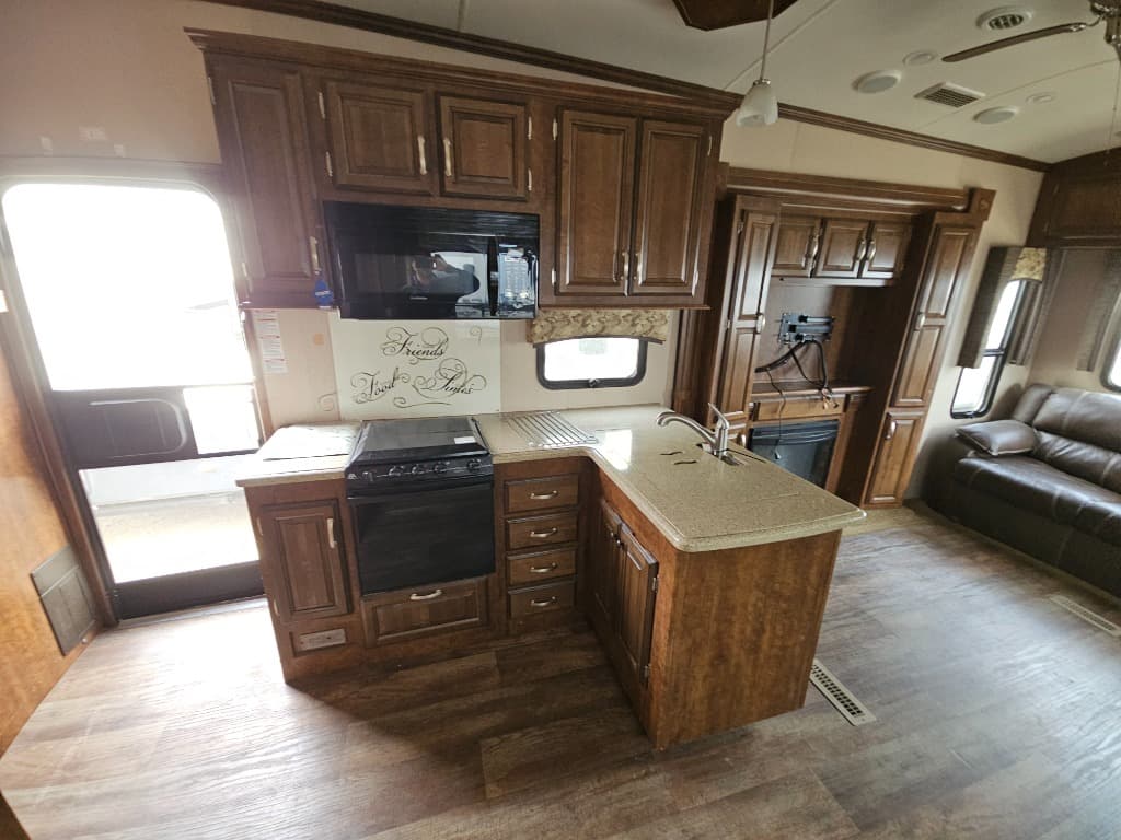 2016 Forest River RV 2016 Forest River RV Cardinal Blue Ridge - thumbnail 20