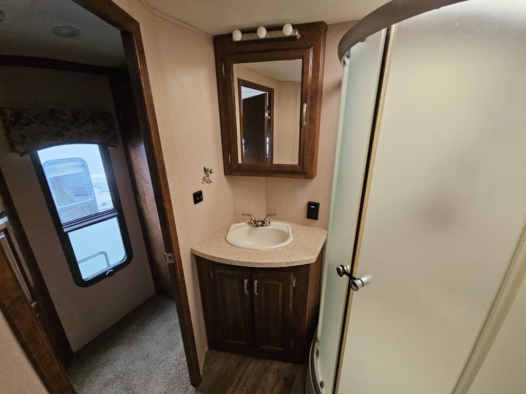 2016 Forest River RV 2016 Forest River RV Cardinal Blue Ridge - thumbnail 32