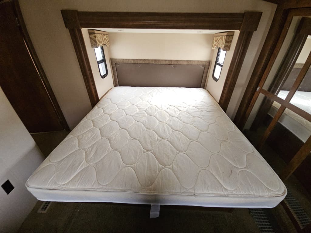 2016 Forest River RV 2016 Forest River RV Cardinal Blue Ridge - thumbnail 37