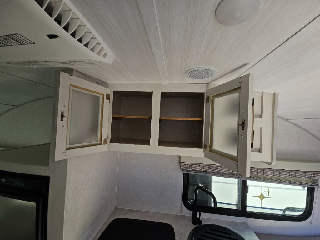 2022 Forest River 2022 Forest River R-Pod - thumbnail 11