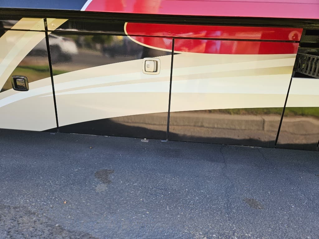 2010 Winnebago 2010 Winnebago Journey - thumbnail 23