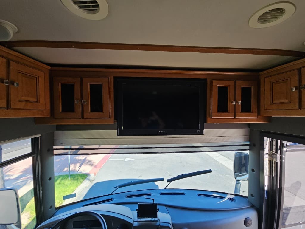 2010 Winnebago 2010 Winnebago Journey - thumbnail 31