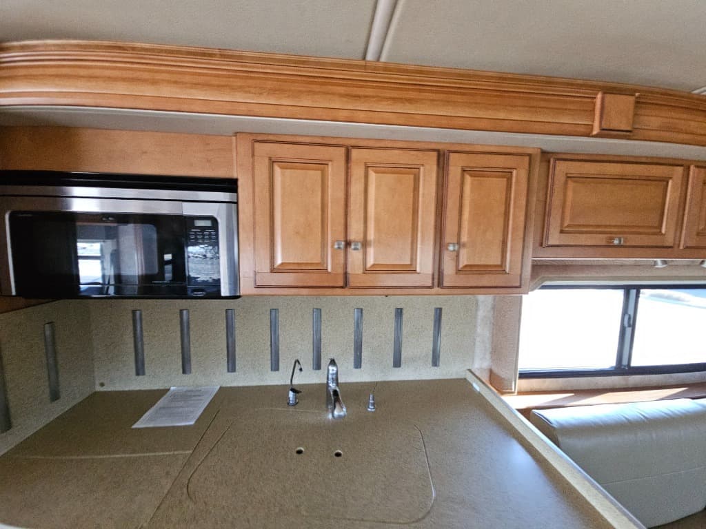 2010 Winnebago 2010 Winnebago Journey - thumbnail 43