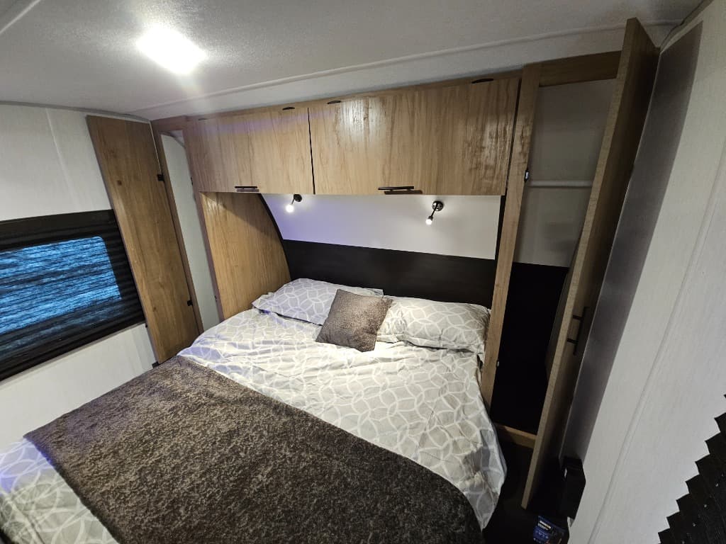 2025 Forest River 2025 Forest River Cherokee Grey Wolf Black Label - thumbnail 33