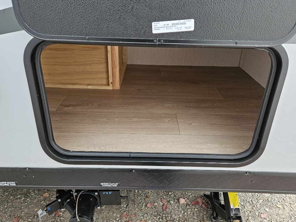 2025 Forest River 2025 Forest River Cherokee Grey Wolf Black Label - thumbnail 47