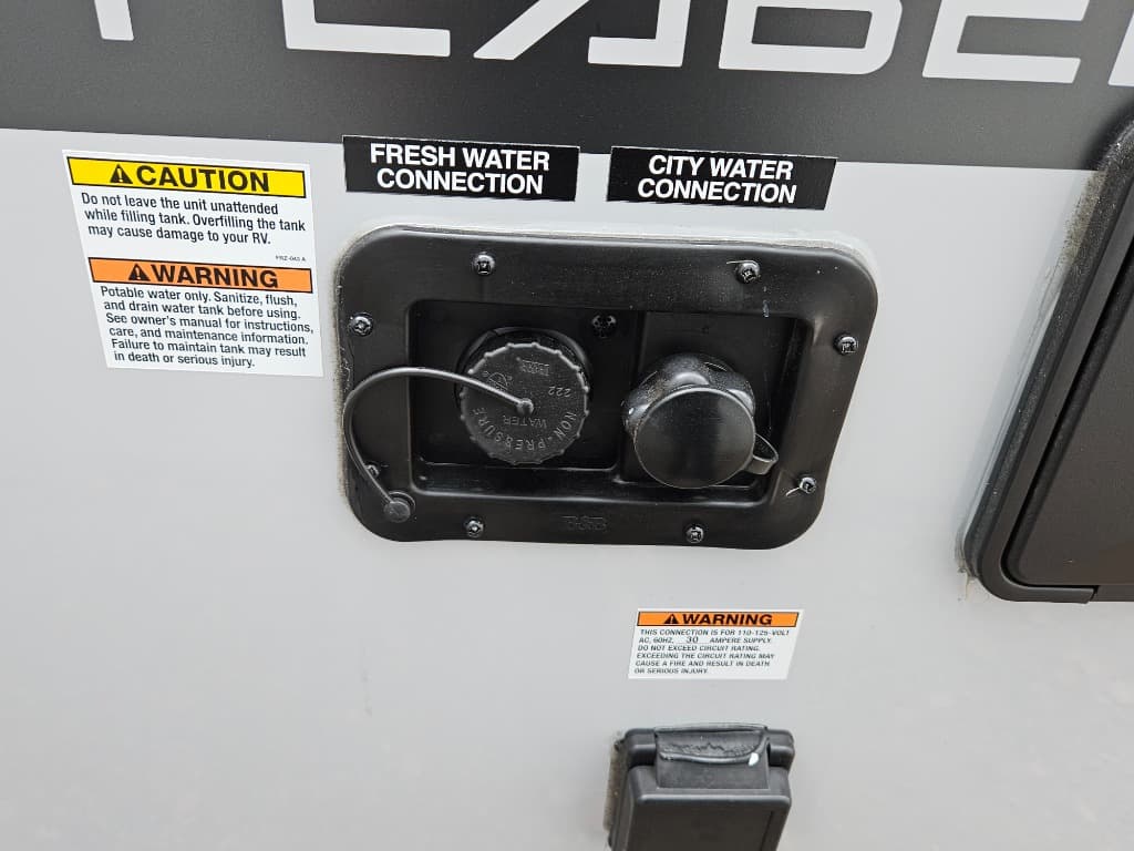 2025 Forest River 2025 Forest River Cherokee Grey Wolf Black Label - thumbnail 49