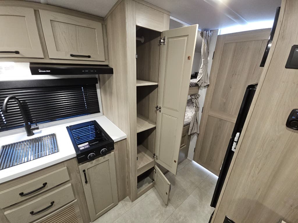 2025 Forest River 2025 Forest River Flagstaff E-Pro - thumbnail 16