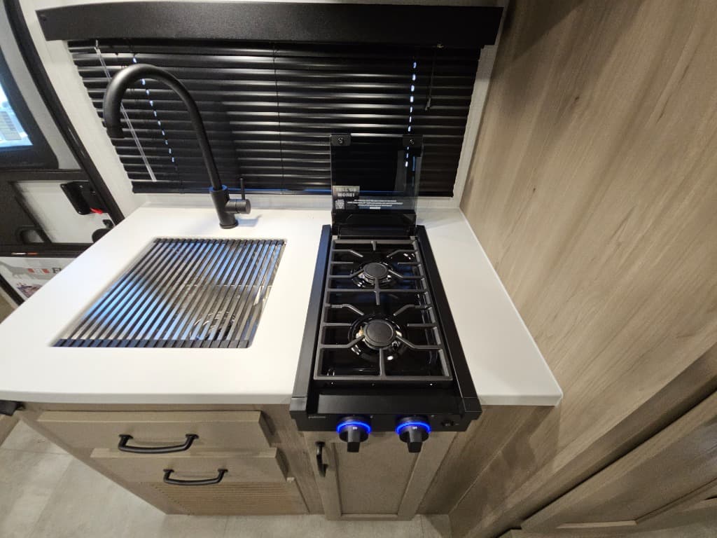 2025 Forest River 2025 Forest River Flagstaff E-Pro - thumbnail 18