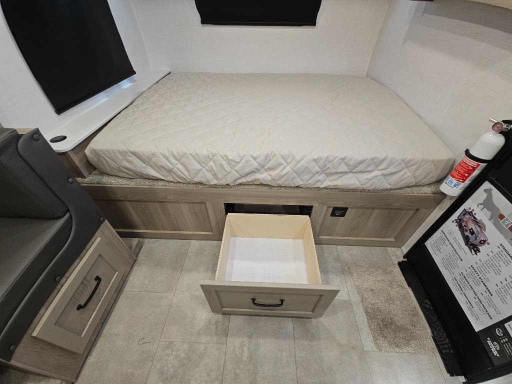 2025 Forest River 2025 Forest River Flagstaff E-Pro - thumbnail 31