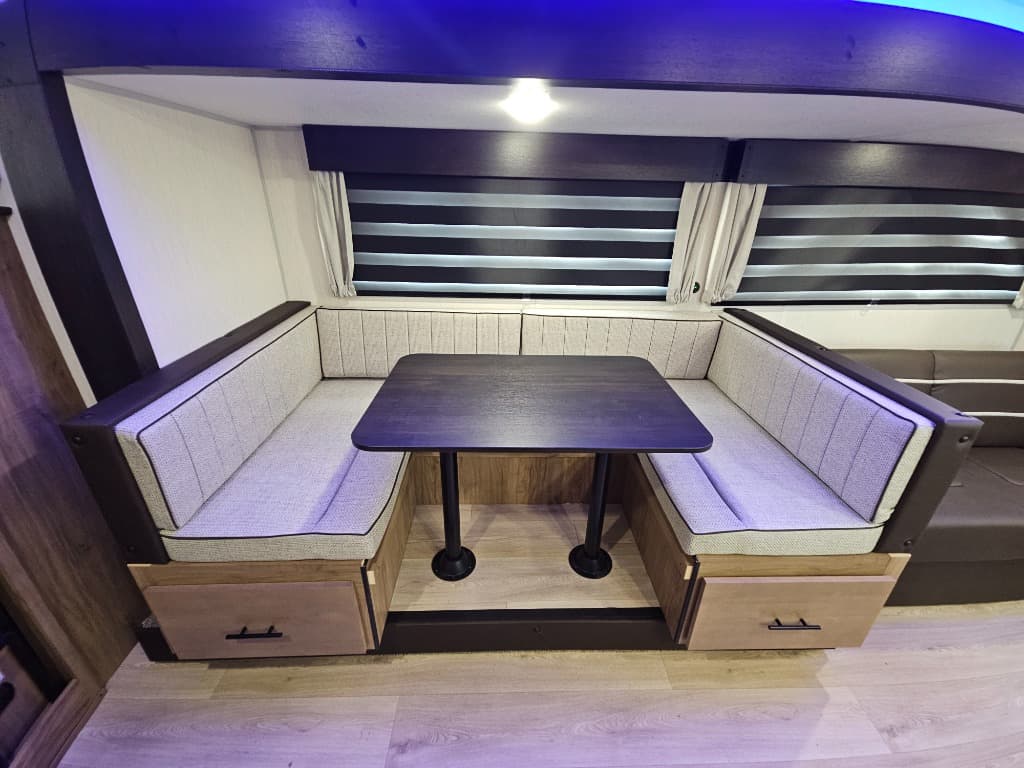 2025 Forest River 2025 Forest River Cherokee Grey Wolf - thumbnail 13