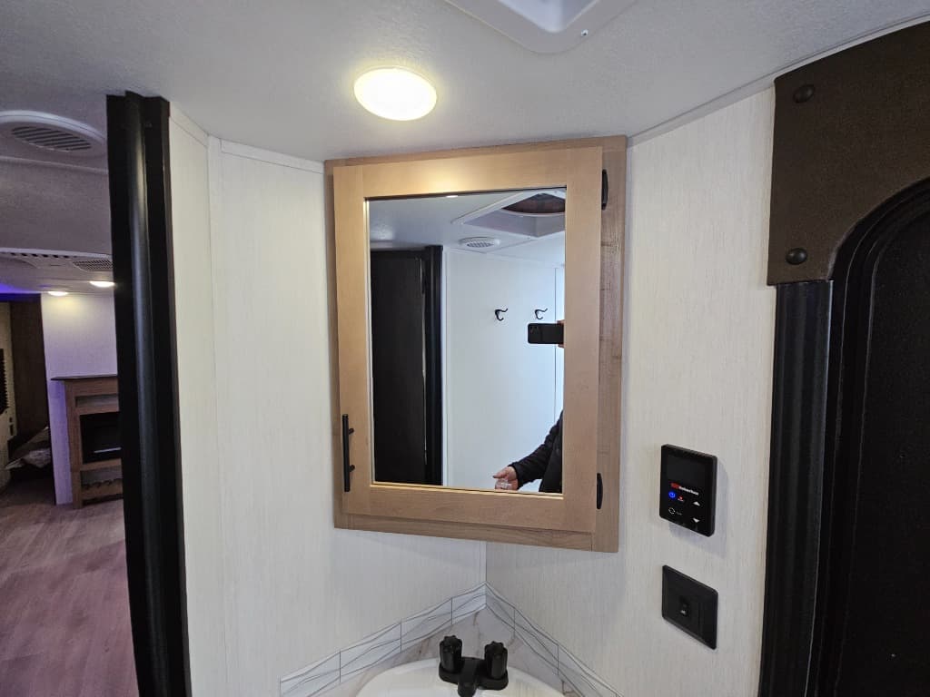 2025 Forest River 2025 Forest River Cherokee Grey Wolf - thumbnail 23