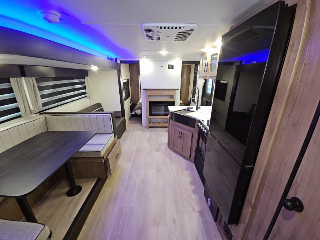 2025 Forest River 2025 Forest River Cherokee Grey Wolf - thumbnail 27