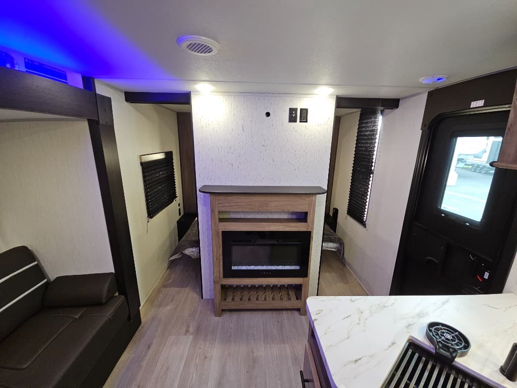 2025 Forest River 2025 Forest River Cherokee Grey Wolf - thumbnail 44