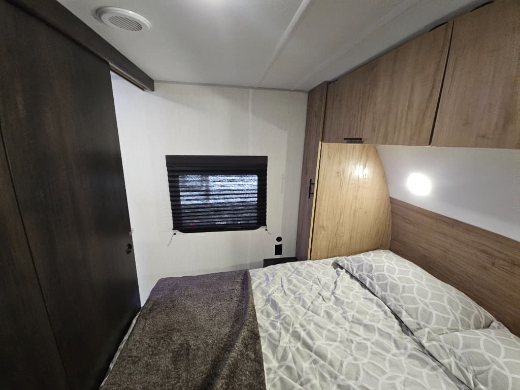 2025 Forest River 2025 Forest River Cherokee Grey Wolf - thumbnail 50