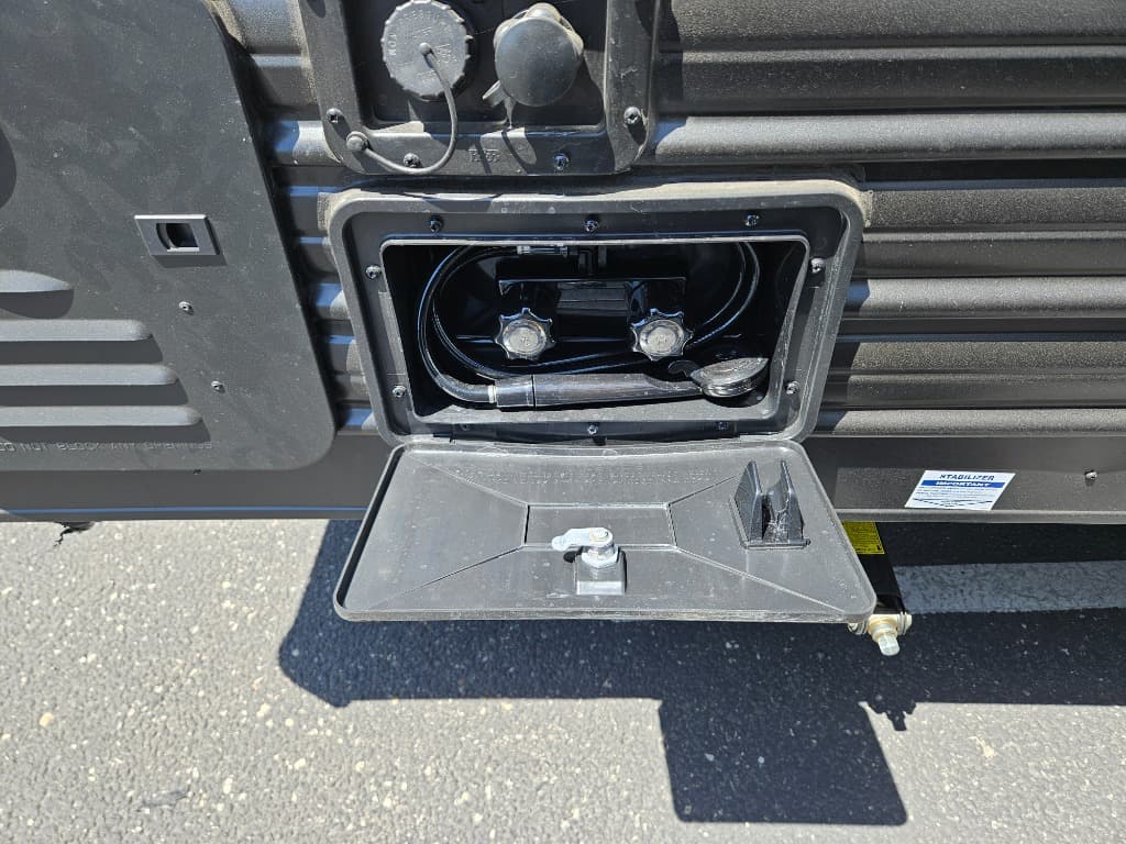 2025 Forest River 2025 Forest River Cherokee Grey Wolf - thumbnail 68