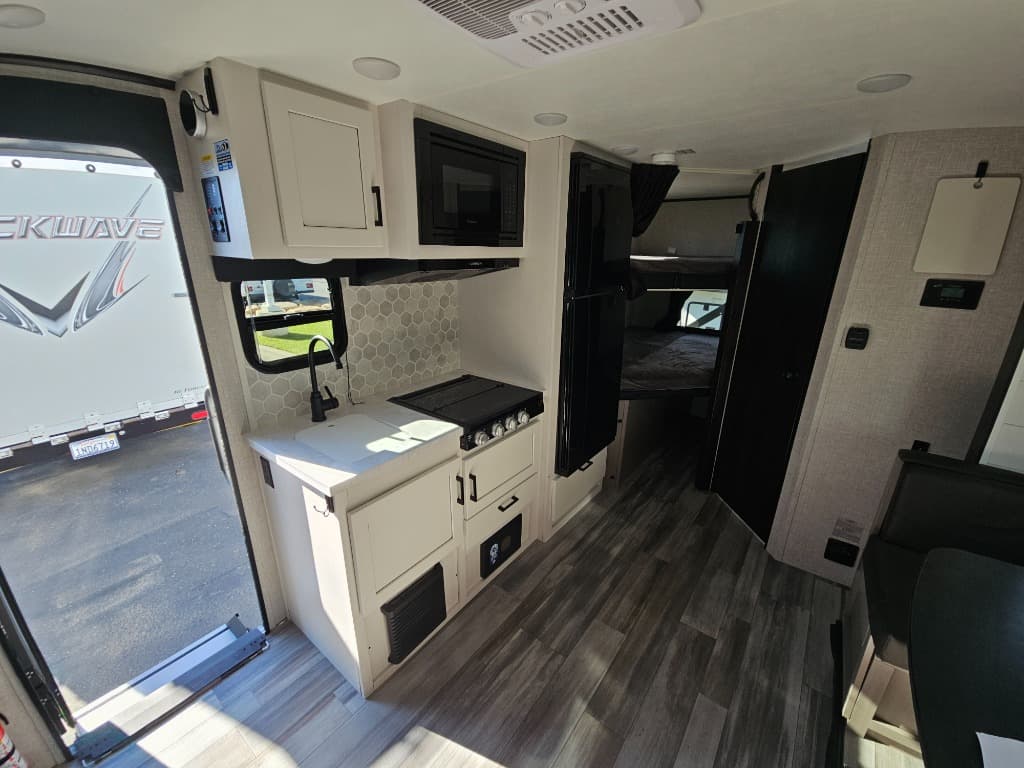 2024 Jayco 2024 Jayco Jay Feather - thumbnail 9